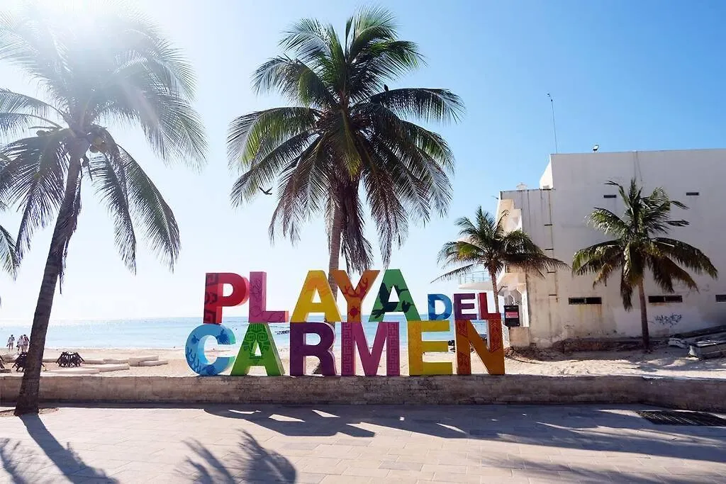 Stylish Condo, 2Bdr, Steps To 5Th Ave, Close To Beach! Playa del Carmen
