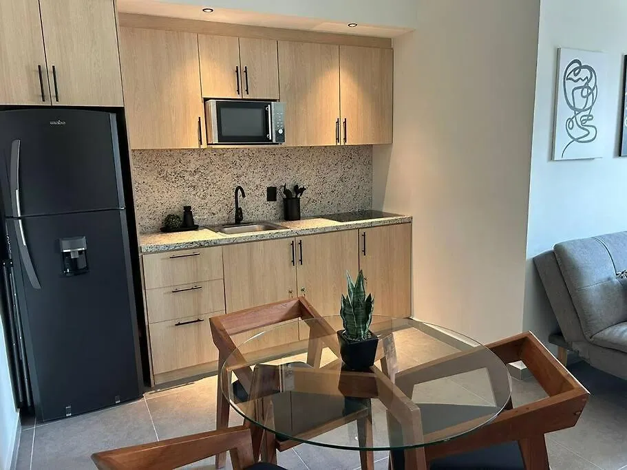 Apartment Stylish Condo, 2Bdr, Steps To 5Th Ave, Close To Beach! Playa del Carmen