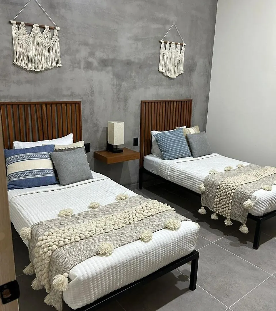 Stylish Condo, 2Bdr, Steps To 5Th Ave, Close To Beach! Playa del Carmen 0*,  Mexico